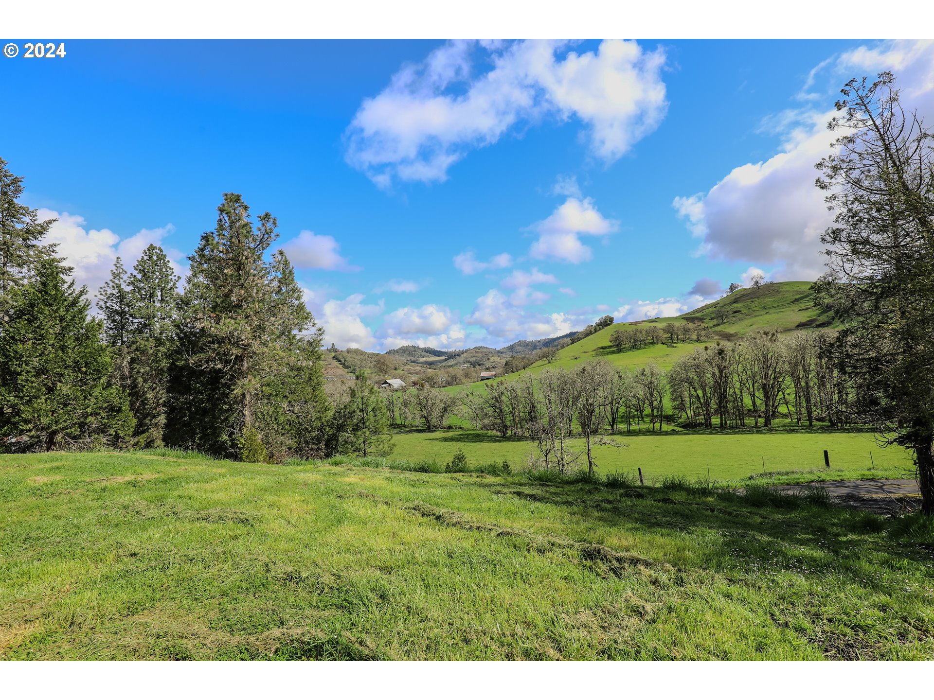 405 Dawson Road Roseburg, OR 97470 - Photo 34 of 46 Gallery Image 34