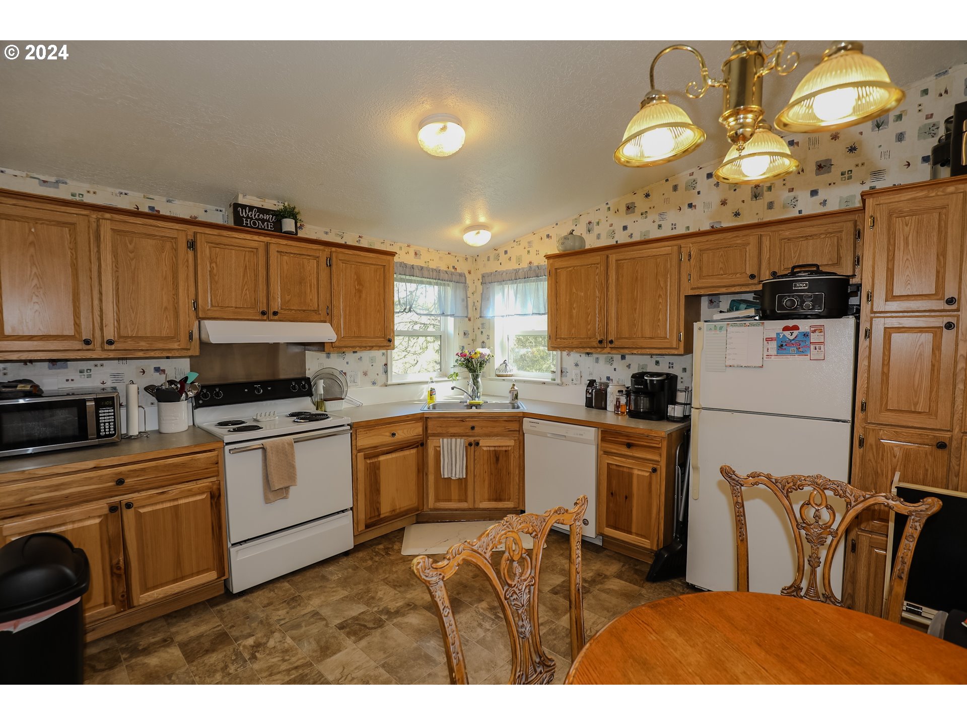 405 Dawson Road Roseburg, OR 97470 - Photo 8 of 46 Gallery Image 8