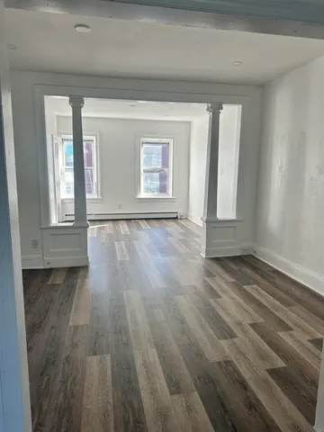 $2,800 | 340 2nd Street, Unit 4, Jersey City, NJ 07302