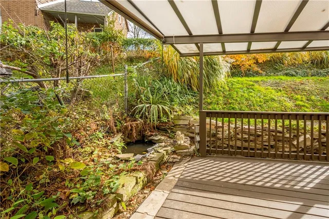 a view of outdoor space