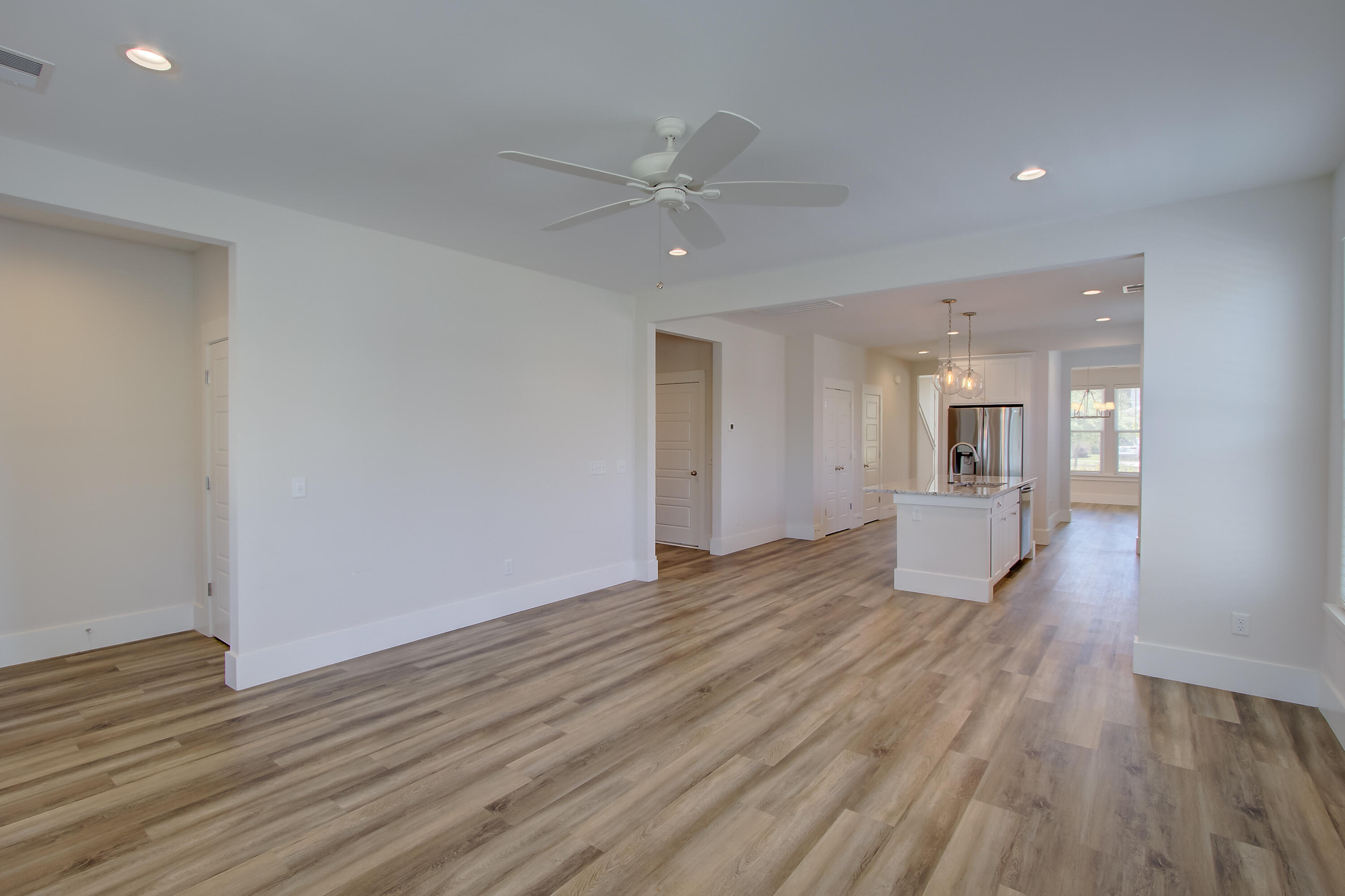 100 True Blue Loop Summerville, SC 29486 - Photo 11 of 32 05192026-108