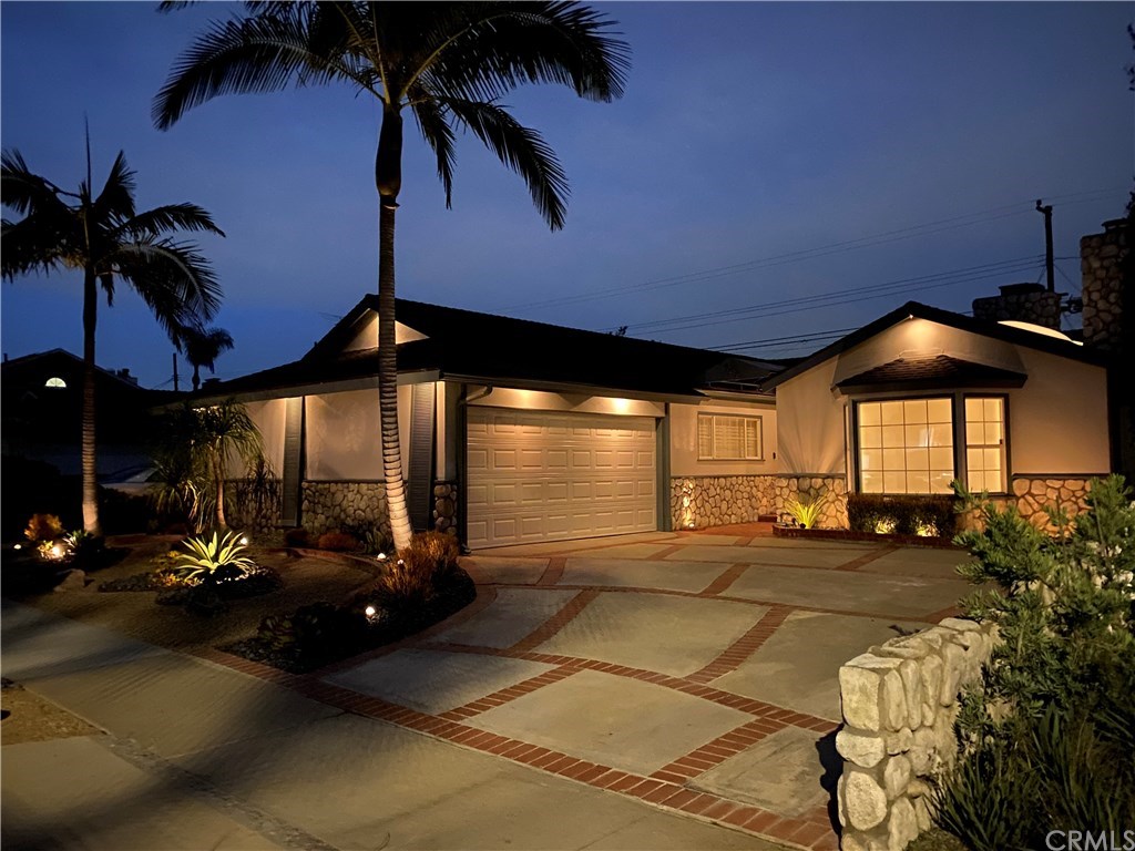 460 Peralta Avenue Long Beach, CA 90803 - Photo 40 of 42 The upgraded lighting around the home, is spectacular!