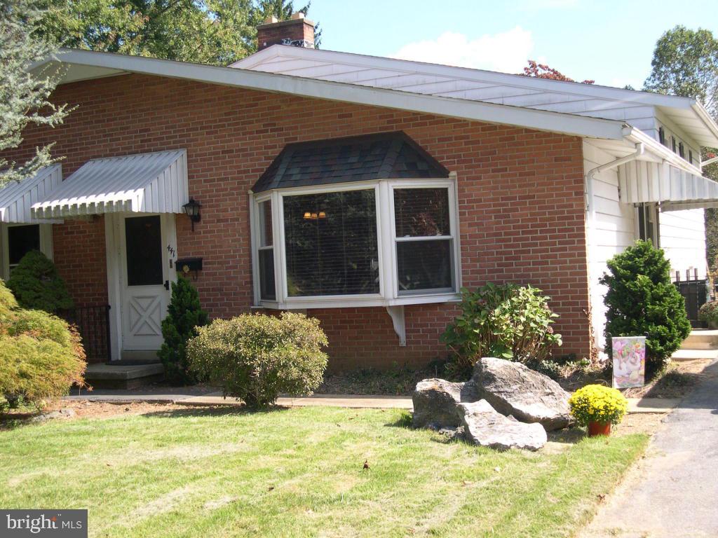 441 West Marion Street Lititz, PA 17543 - Photo 1 of 12 Gallery Image 1
