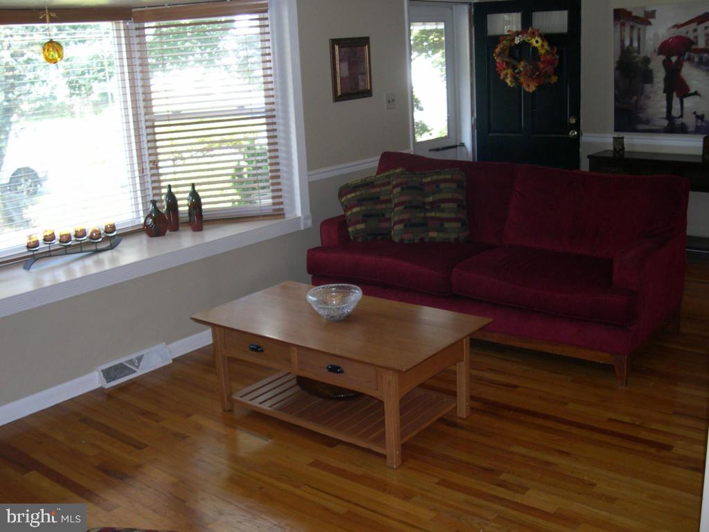 441 West Marion Street Lititz, PA 17543 - Photo 2 of 12 Gallery Image 2