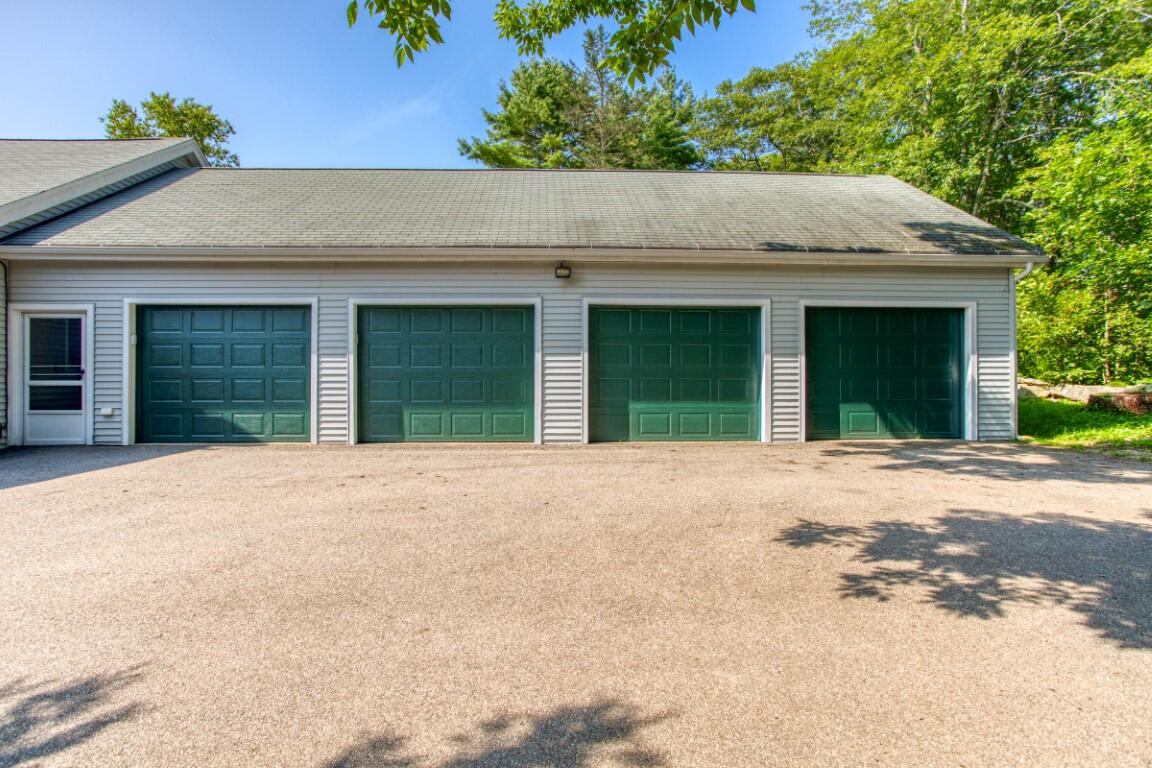 15 Montgomery Road Boothbay Harbor, ME 04538 - Photo 5 of 23 5. 15MontgomeryRd-4487