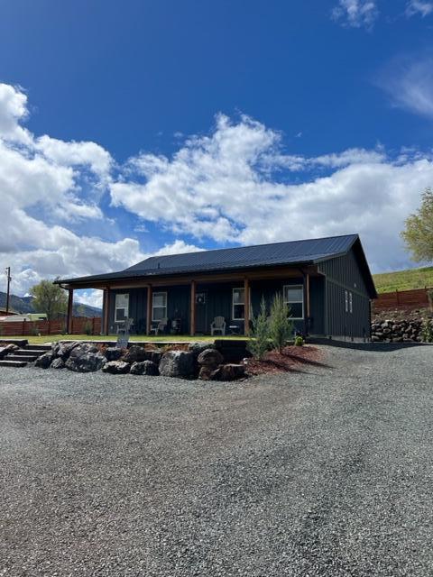 260 South Fork Road Dayville, OR 97825 - Photo 37 of 44 IMG_3268