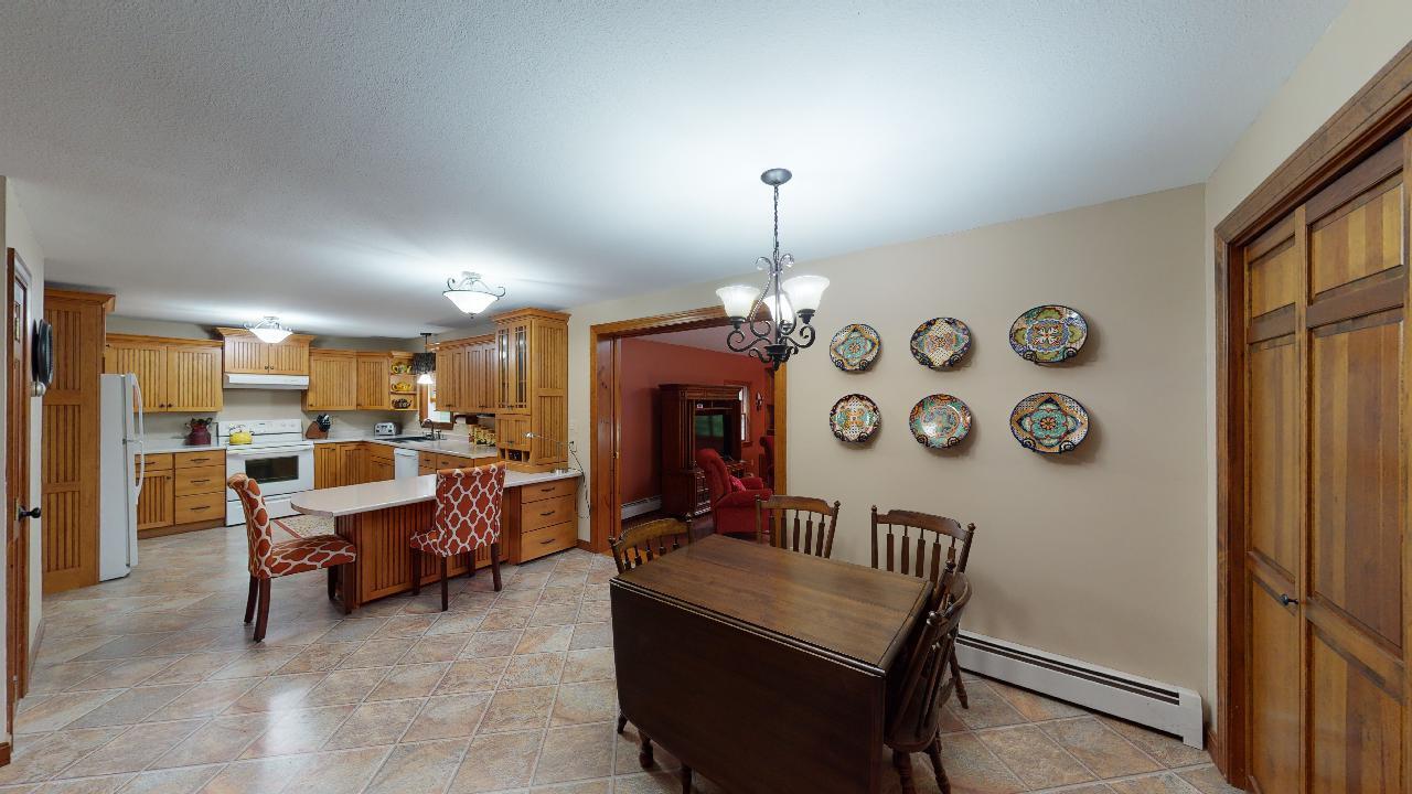 146 Balsam Road Bangor, ME 04401 - Photo 6 of 43 06