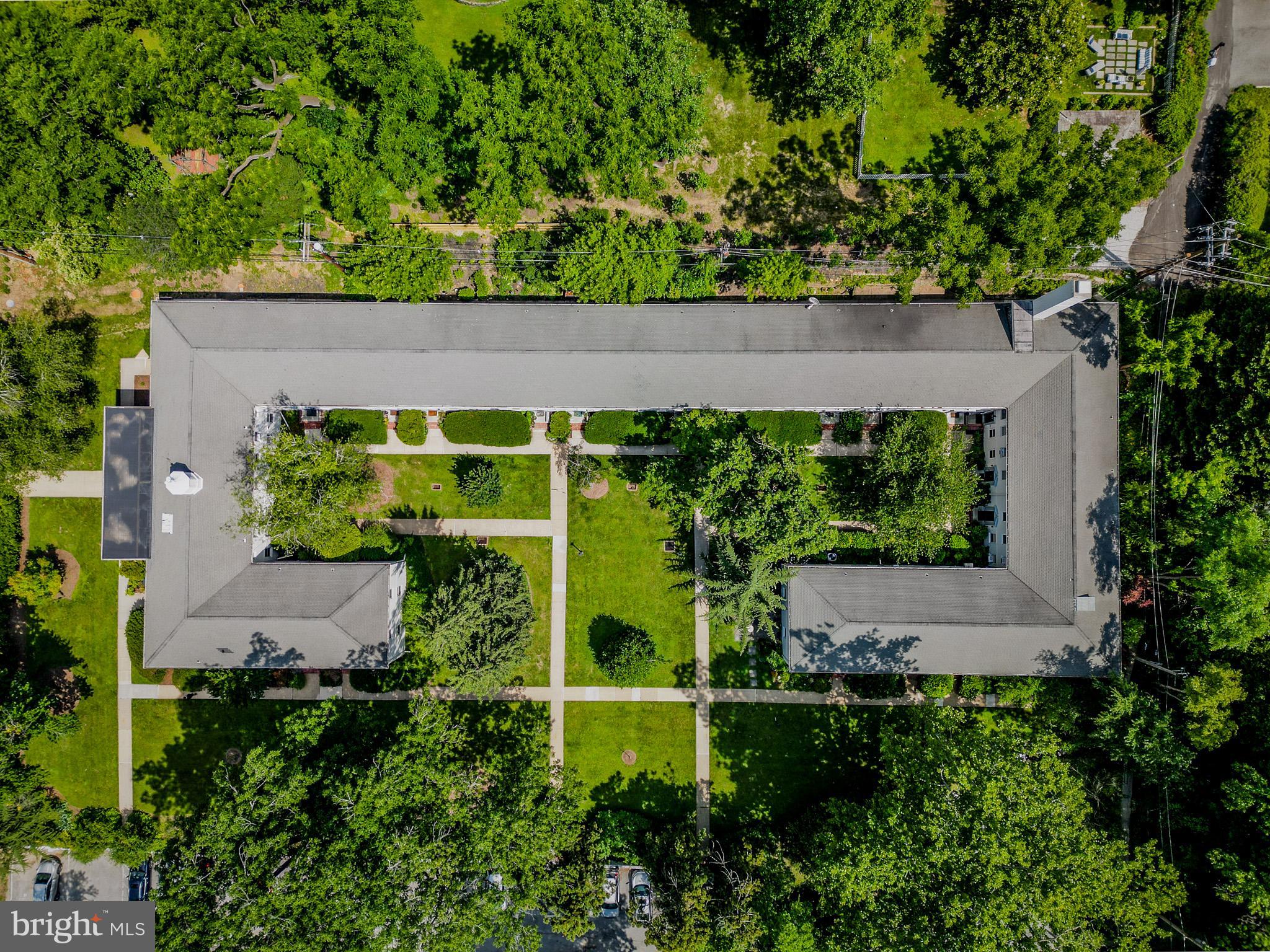 5203 Falls Road, Unit 6 Baltimore, MD 21210 - Photo 31 of 34 Drone of Building