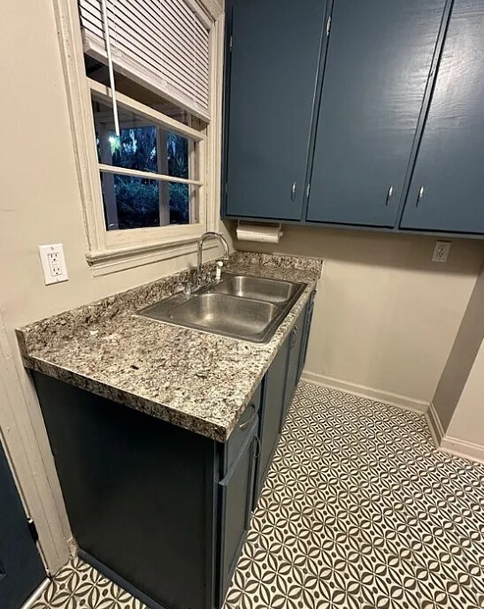 612 Albany Street Brunswick, GA 31520 - Photo 6 of 13