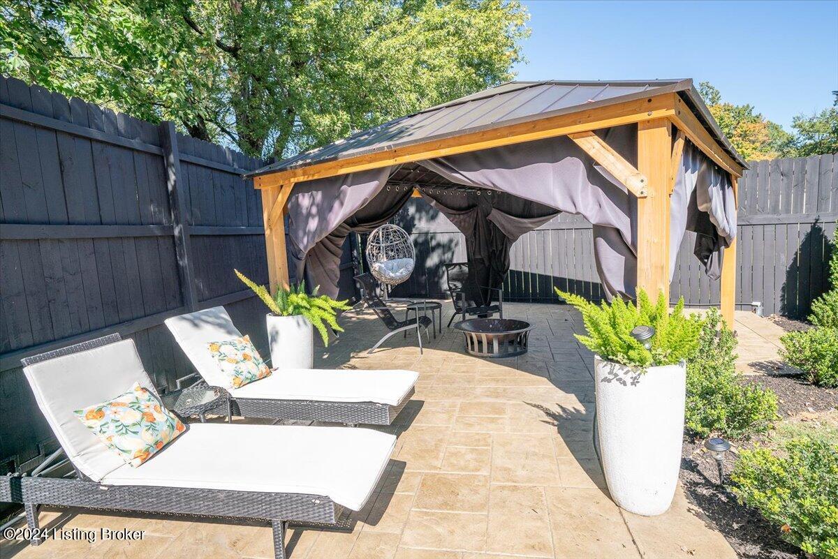 1007 Chesham Road Louisville, KY 40207 - Photo 39 of 49 Corner pergola offers perfect spot for a firepit