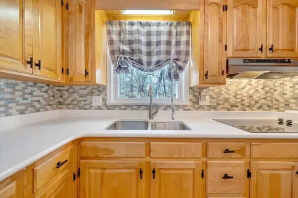 $399,900 | 2831 West Club Drive, Salem, VA 24153