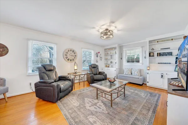 $399,900 | 2831 West Club Drive, Salem, VA 24153