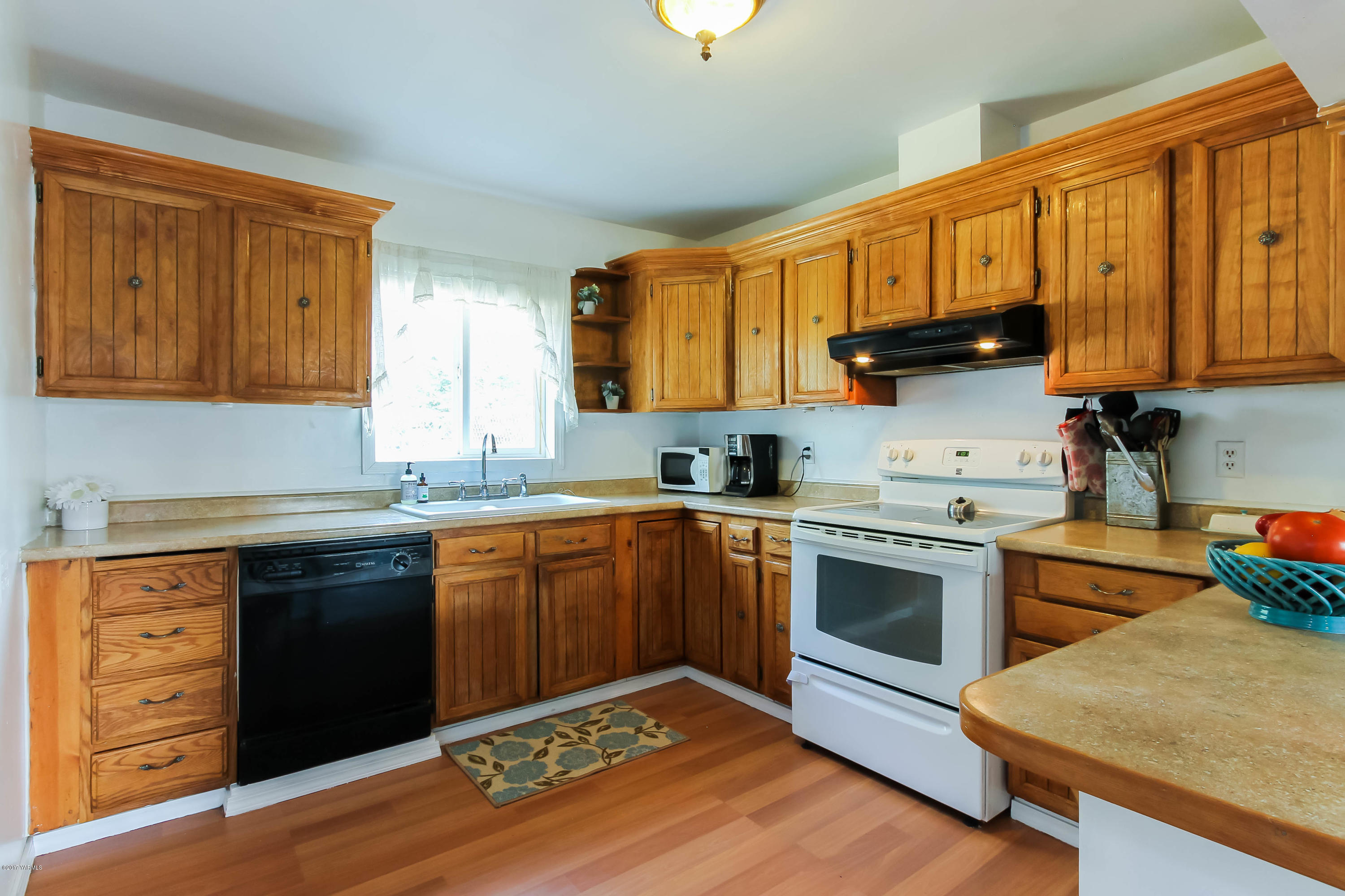 2911 Wiley Road Yakima, WA 98903 - Photo 14 of 35 IMG_3789