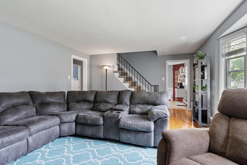 4 Cranston Street Worcester, MA 01606 - Photo 18 of 37
