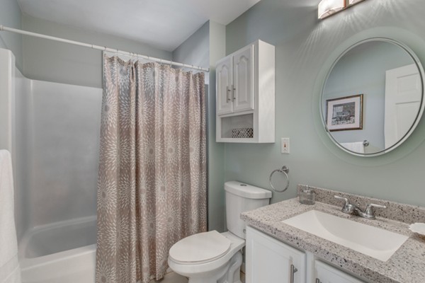 64 Moffatt Road Salem, MA 01970 - Photo 15 of 18 Gallery Image 15