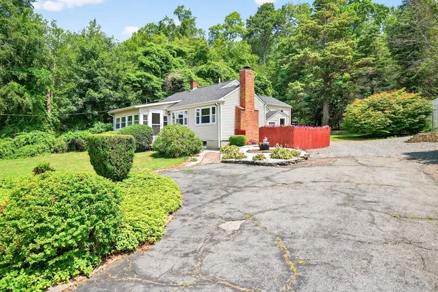 $499,000 | 120 Hackett Avenue, Lakeville, MA 02347