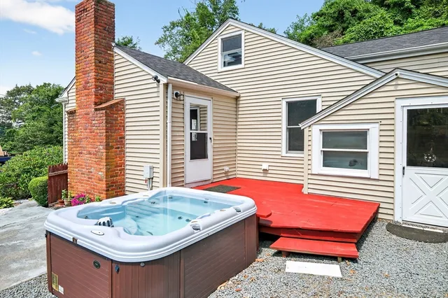 $499,000 | 120 Hackett Avenue, Lakeville, MA 02347