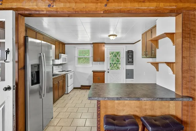 $499,000 | 120 Hackett Avenue, Lakeville, MA 02347