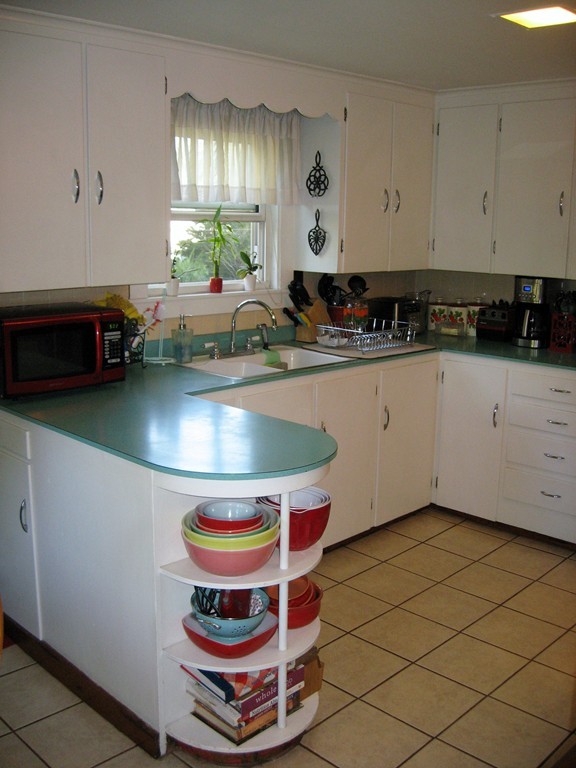55 Leyden Road Greenfield, MA 01301 - Photo 3 of 30 Gallery Image 3