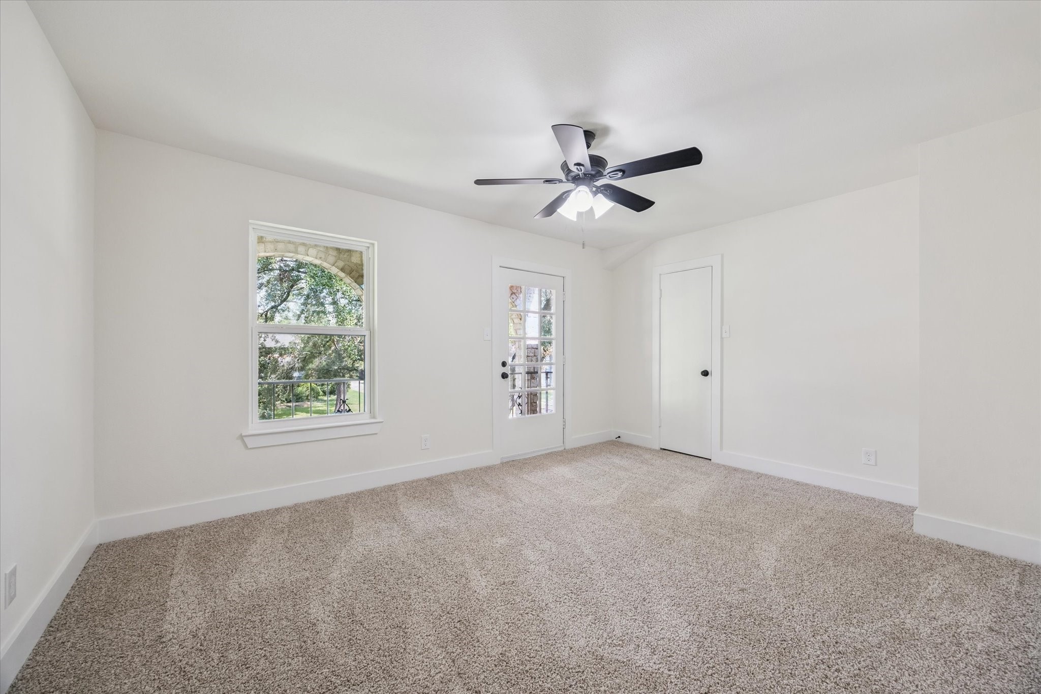 2723 Bernadette Lane Houston, TX 77043 - Photo 24 of 32