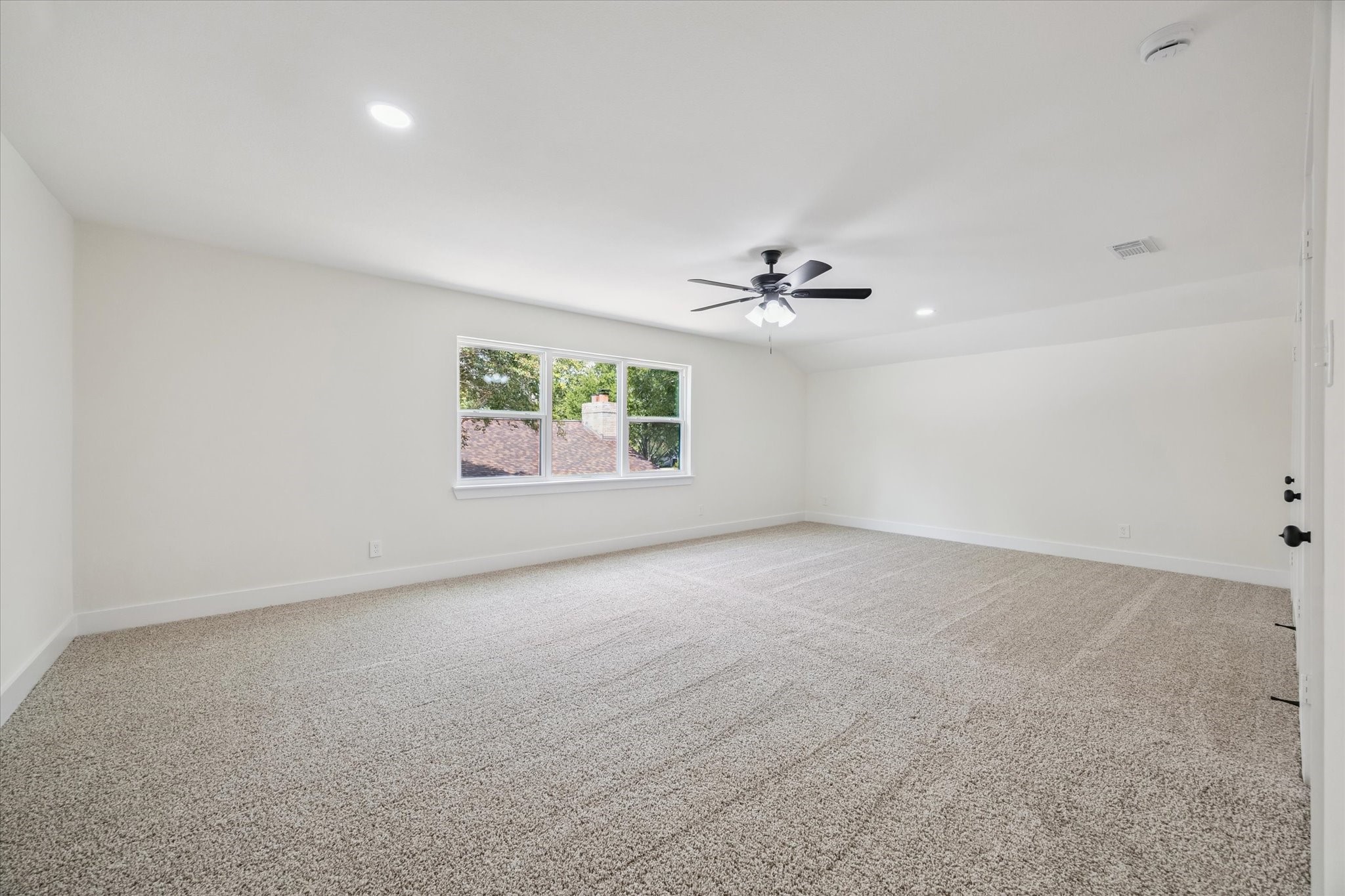 2723 Bernadette Lane Houston, TX 77043 - Photo 25 of 32