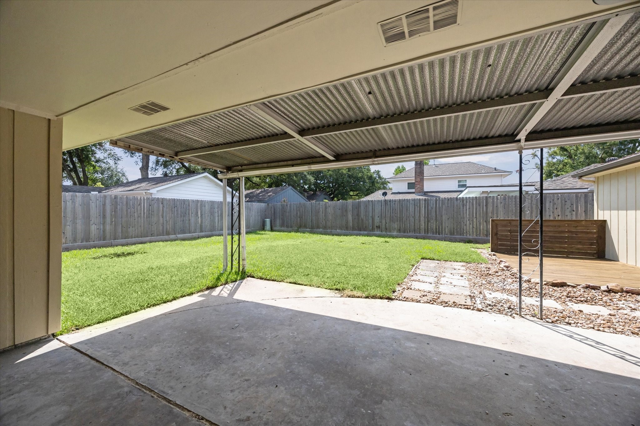 2723 Bernadette Lane Houston, TX 77043 - Photo 30 of 32