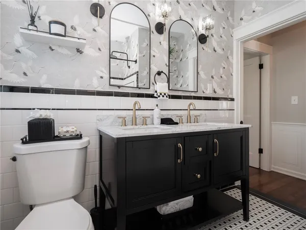 $4,800 | 26 Vernon Avenue, Newport, RI 02840