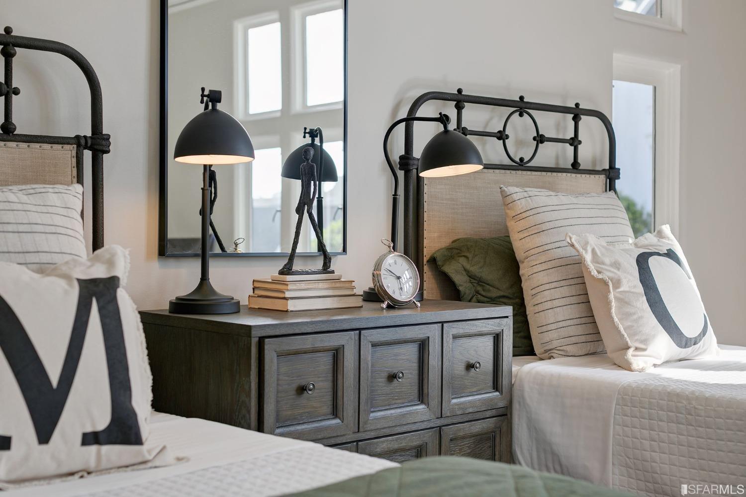 3212 Jackson Street San Francisco, CA 94118 - Photo 15 of 33 Second floor front bedroom