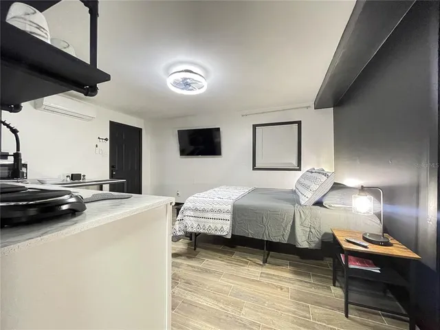 $1,600 | Undisclosed Address, Orlando, FL 32825