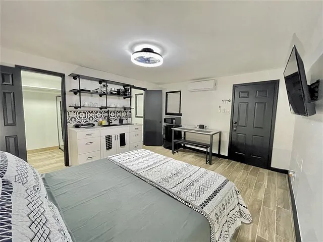 $1,600 | Undisclosed Address, Orlando, FL 32825