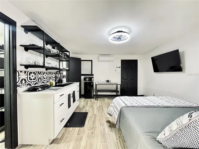 $1,600 | Undisclosed Address, Orlando, FL 32825