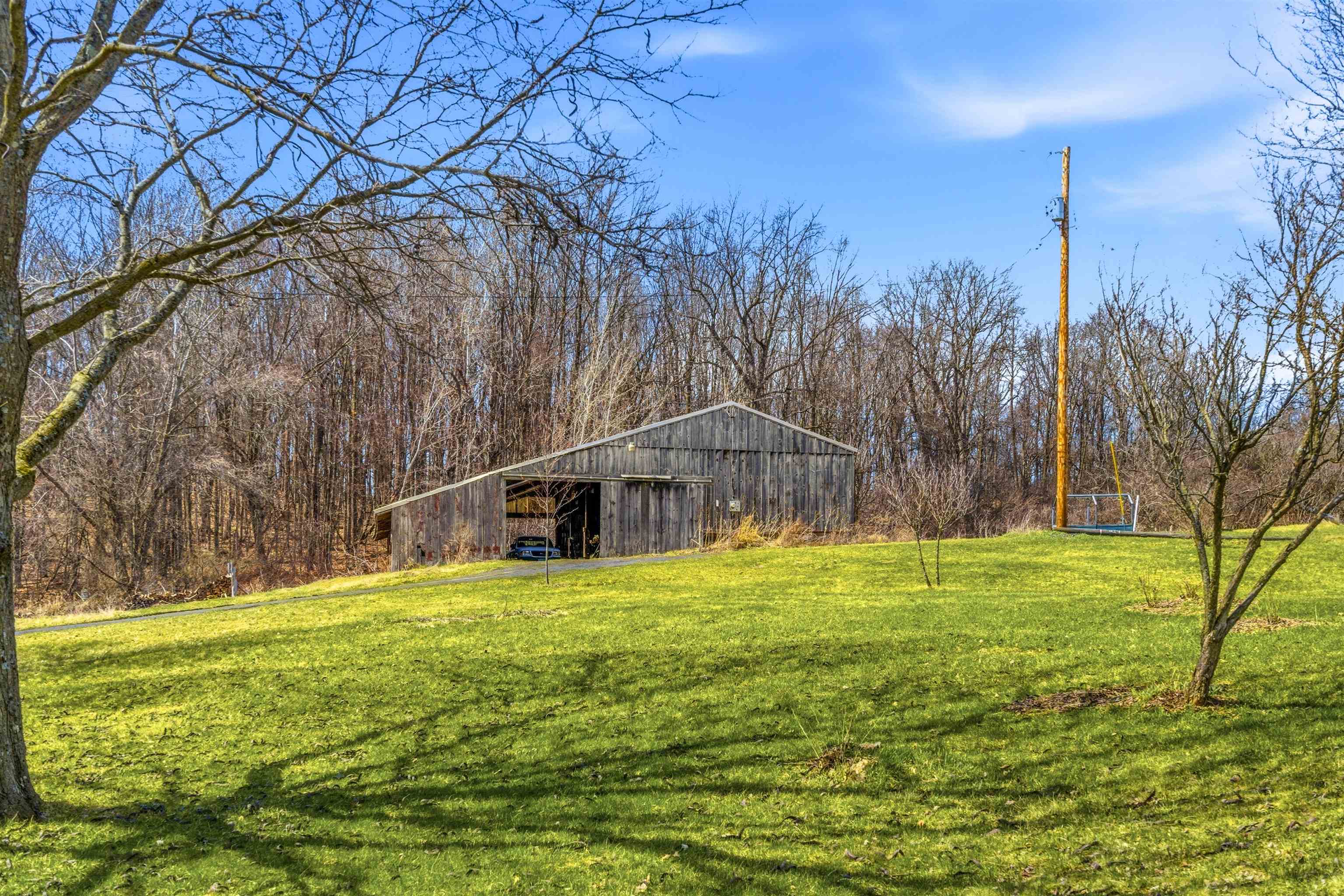631 North Cream Hill Road Shoreham, VT 05770 - Photo 12 of 56
