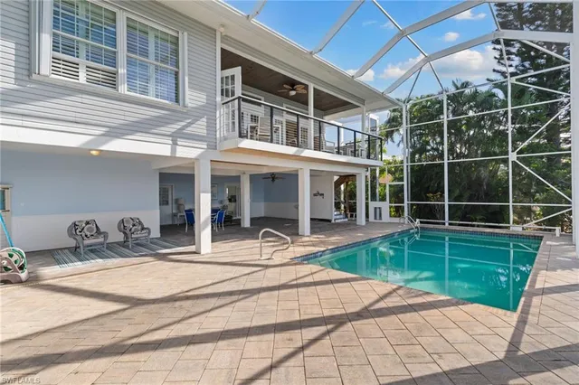 $1,690,000 | 418 Panay Avenue, Naples, FL 34113