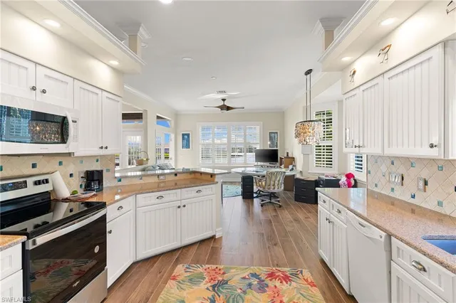 $1,690,000 | 418 Panay Avenue, Naples, FL 34113