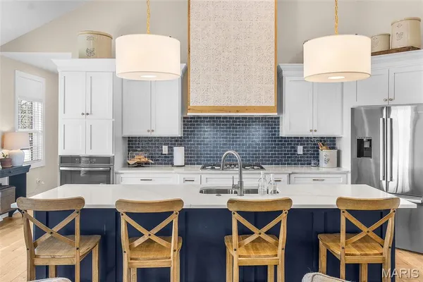 $630,000 | 250 Corvette Rose Lane, Jackson, MO 63755