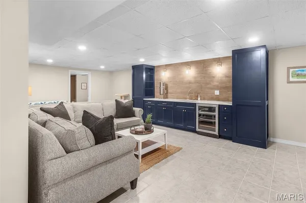 $630,000 | 250 Corvette Rose Lane, Jackson, MO 63755