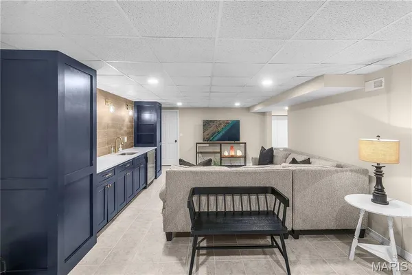 $630,000 | 250 Corvette Rose Lane, Jackson, MO 63755