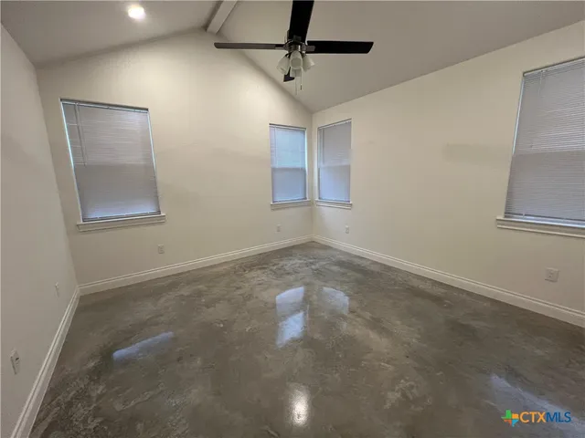 $1,995 | 274 Kerlick Lane, New Braunfels, TX 78130