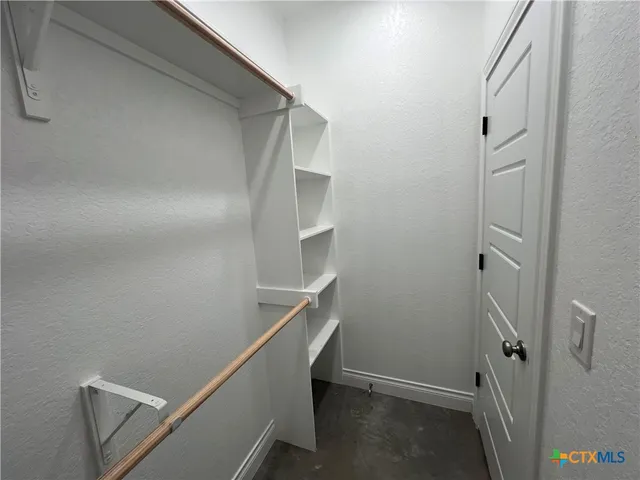 $1,995 | 274 Kerlick Lane, New Braunfels, TX 78130