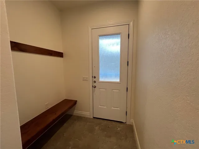 $1,995 | 274 Kerlick Lane, New Braunfels, TX 78130