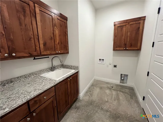 $1,995 | 274 Kerlick Lane, New Braunfels, TX 78130