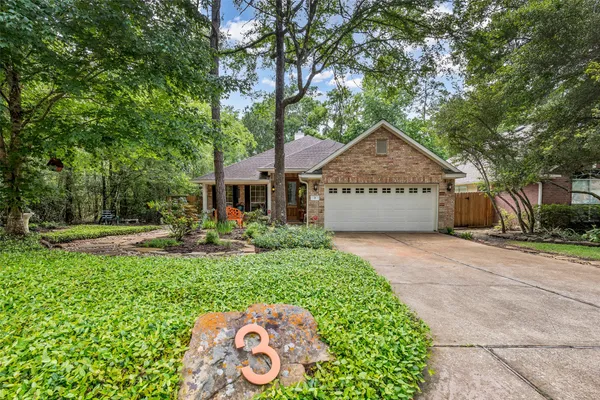 $425,000 | 3 Veranda Ridge Drive, The Woodlands, TX 77382