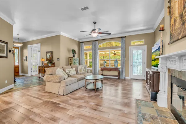 $425,000 | 3 Veranda Ridge Drive, The Woodlands, TX 77382