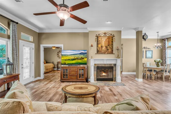 $425,000 | 3 Veranda Ridge Drive, The Woodlands, TX 77382