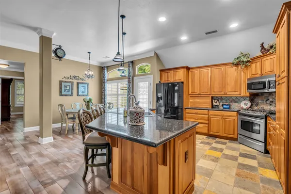 $425,000 | 3 Veranda Ridge Drive, The Woodlands, TX 77382