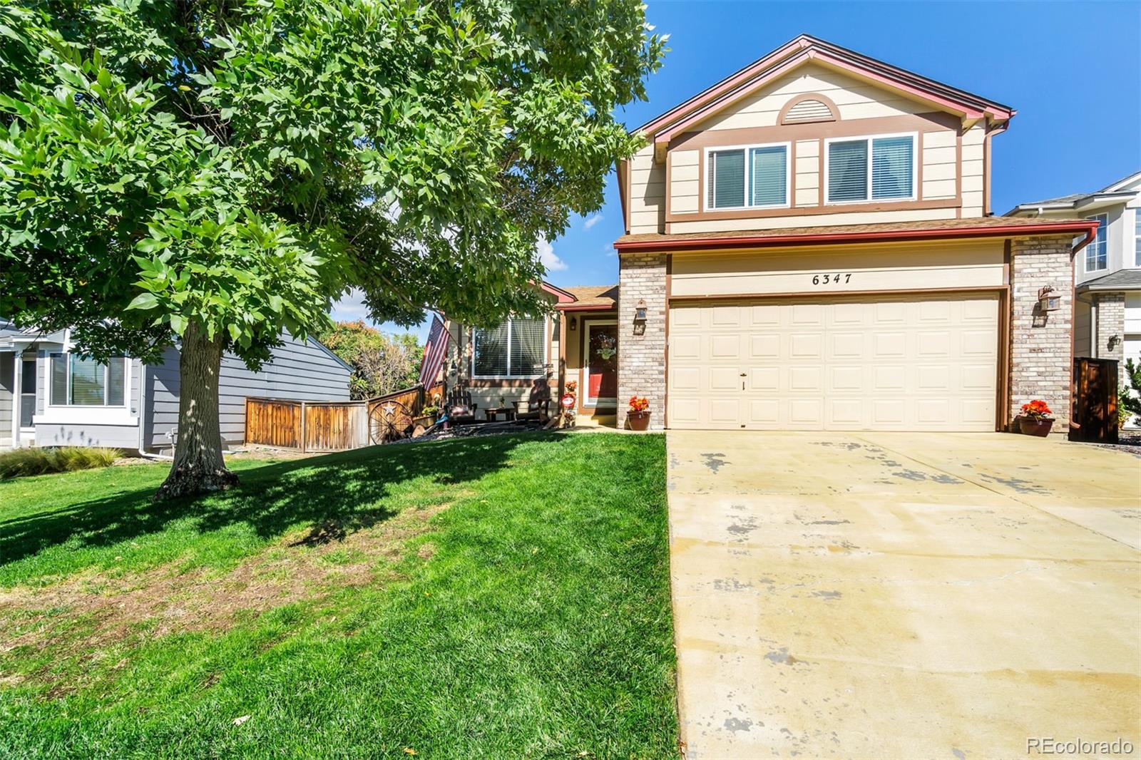 6347 Monterey Place Highlands Ranch, CO 80130 - Photo 2 of 25 Gallery Image 2