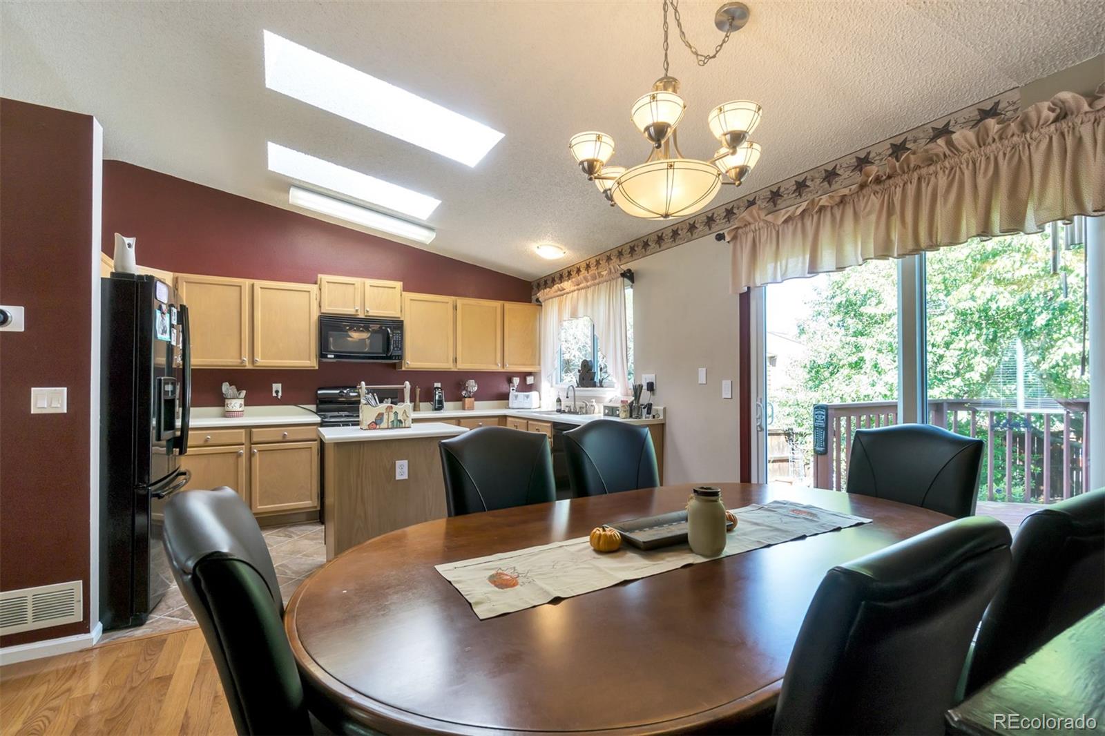 6347 Monterey Place Highlands Ranch, CO 80130 - Photo 8 of 25 Gallery Image 8