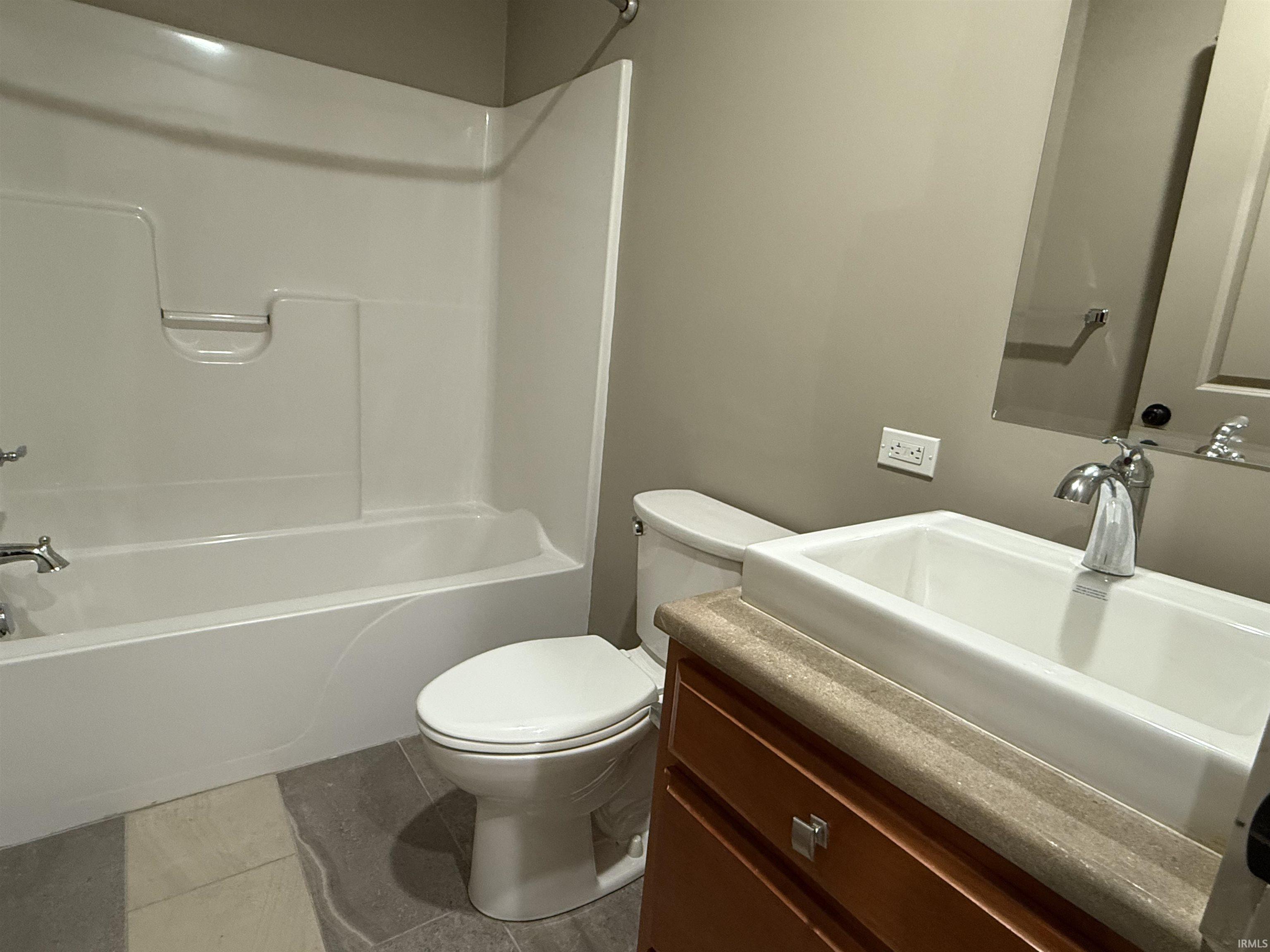 7680 South Fairfax Road Bloomington, IN 47401 - Photo 14 of 22 Gallery Image 14
