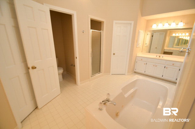5709 Regency Court North Mobile, AL 36609 - Photo 16 of 22