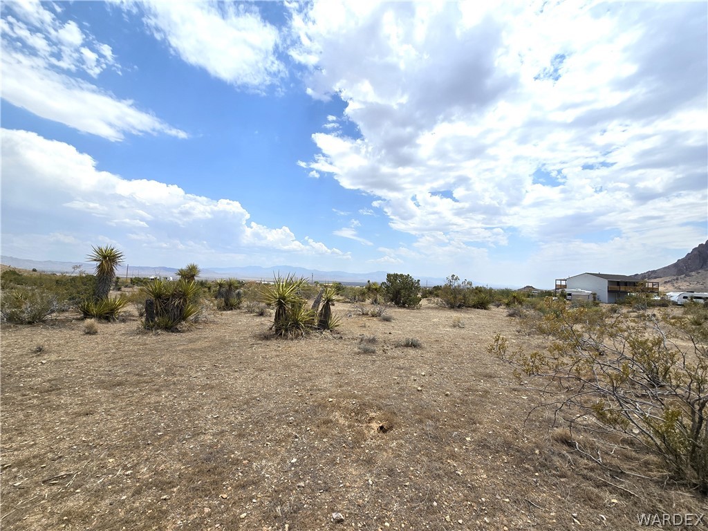 2098 Dewey Road Golden Valley, AZ 86413 - Photo 2 of 47 Lot